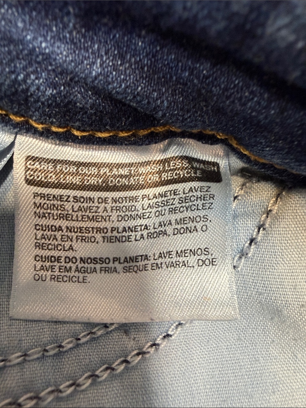 Levi's Dark Blue High Rise Skinny Jeans - Picture 8 of 9